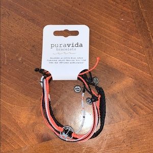 Pack of Pura Vida bracelets